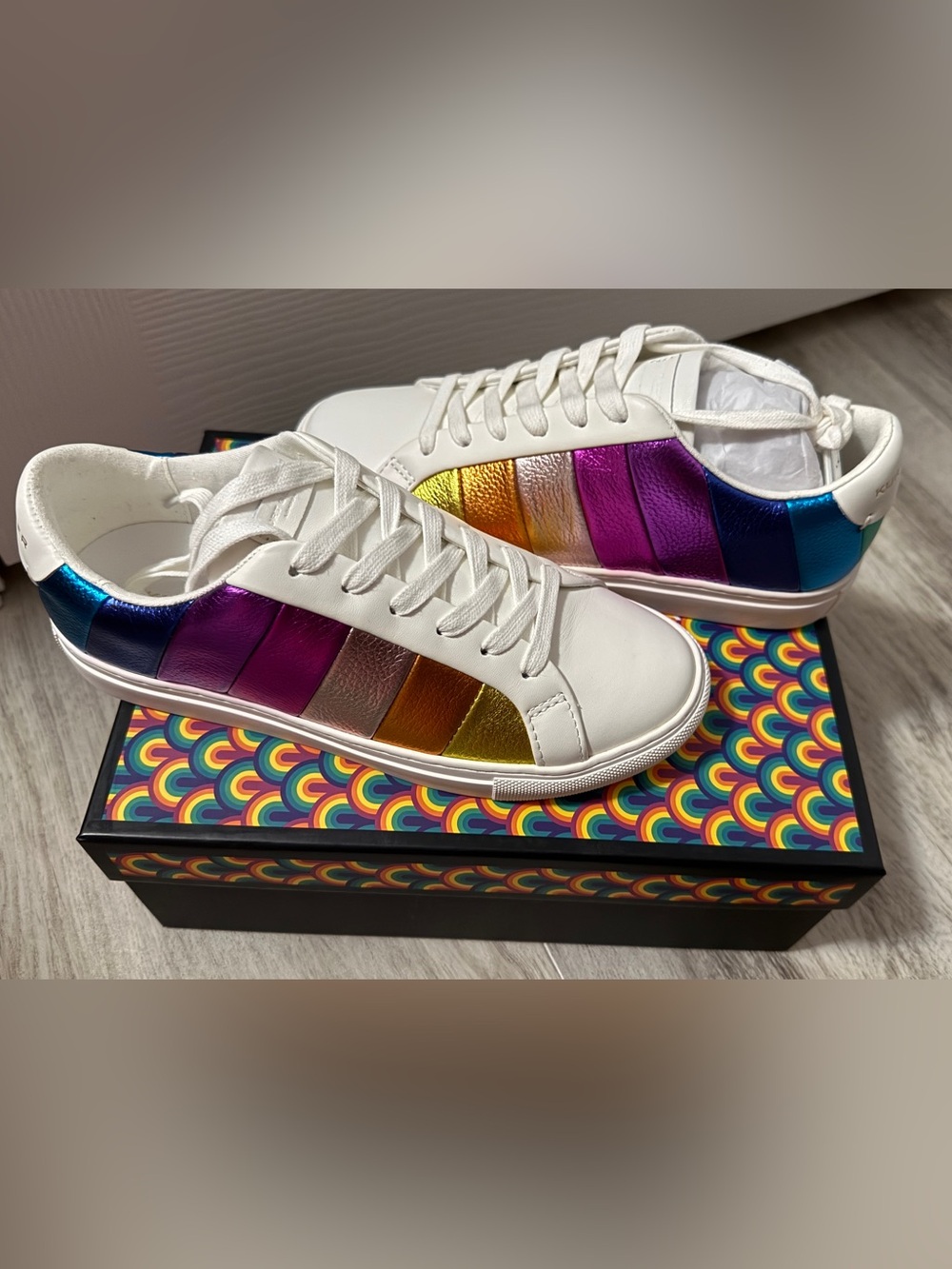 🌈 Kurt Geiger London Lane Stripe Leather Sneakers – Rainbow Metallic | US 6.5